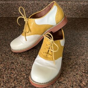 “Chelsea Crew” shoes size 7  color gold & cream/white. Only warn a couple times